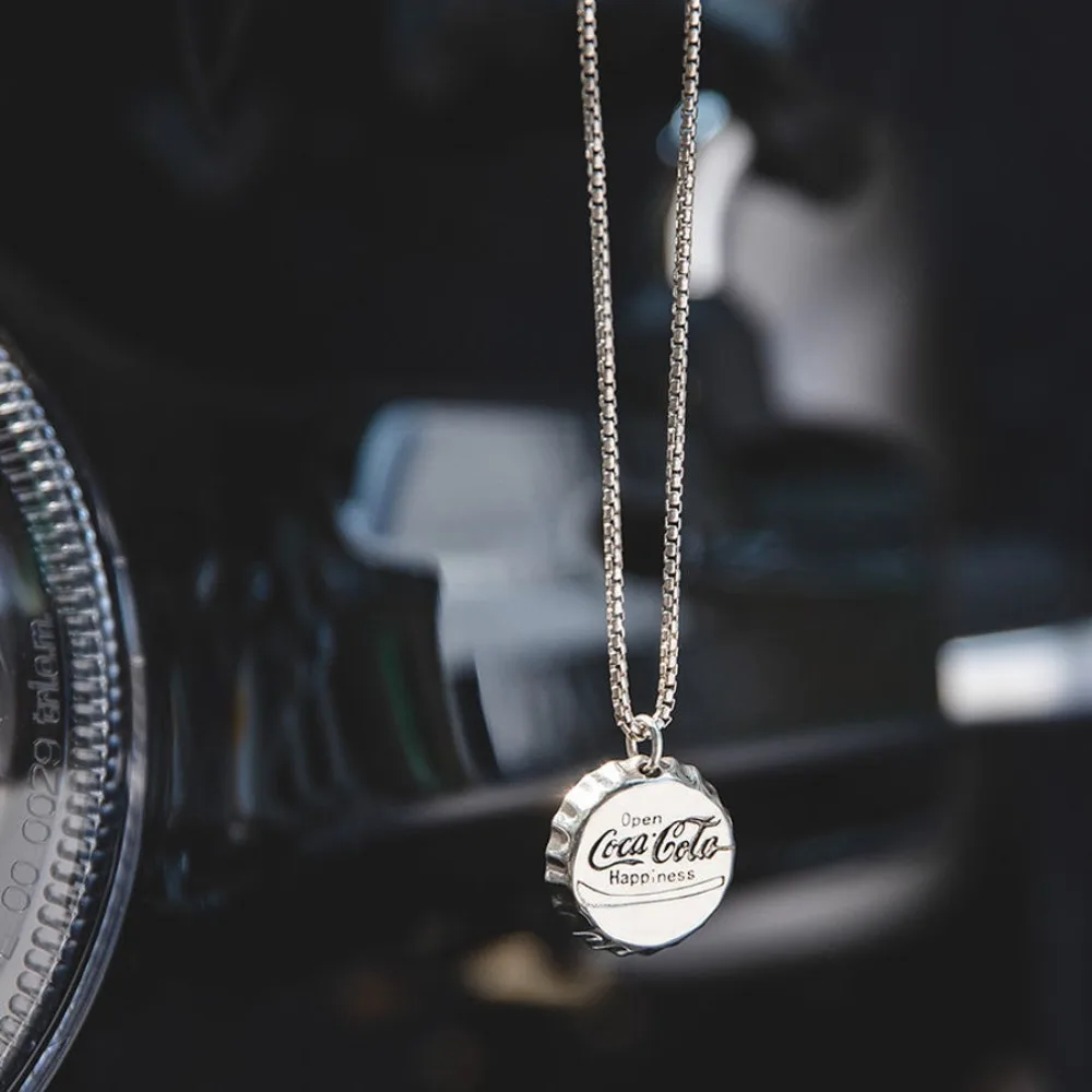 New Simple Retro Niche Fashion Pendant Disco Men and Women Personalized Necklace Coke Bottle Cap Ins Punk Hip Hop Gift Necklace