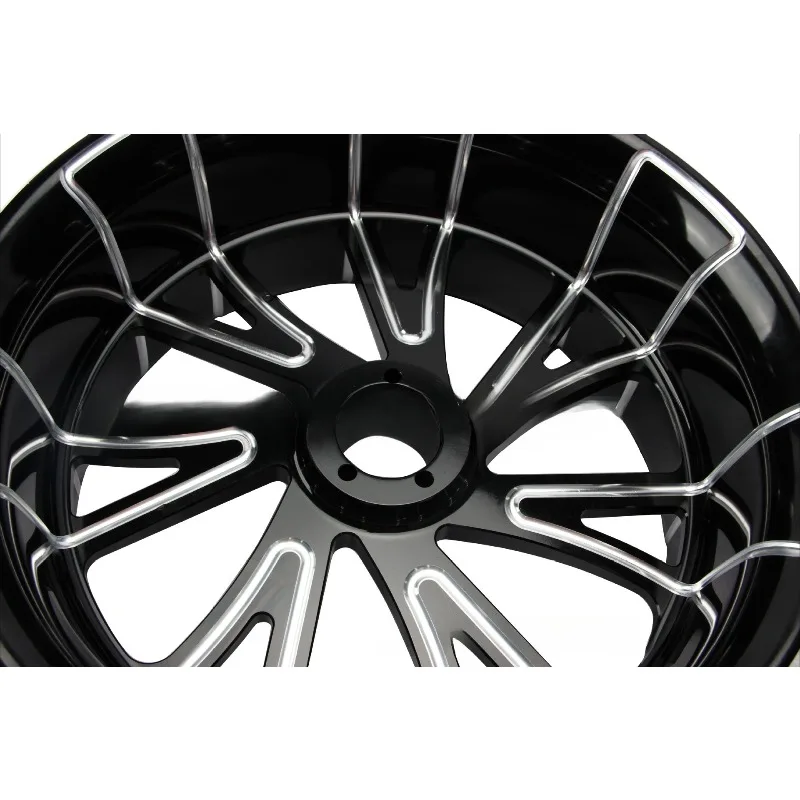 Cubo traseiro forjado de pneu largo grande de 18 * 8,0 polegadas, aro