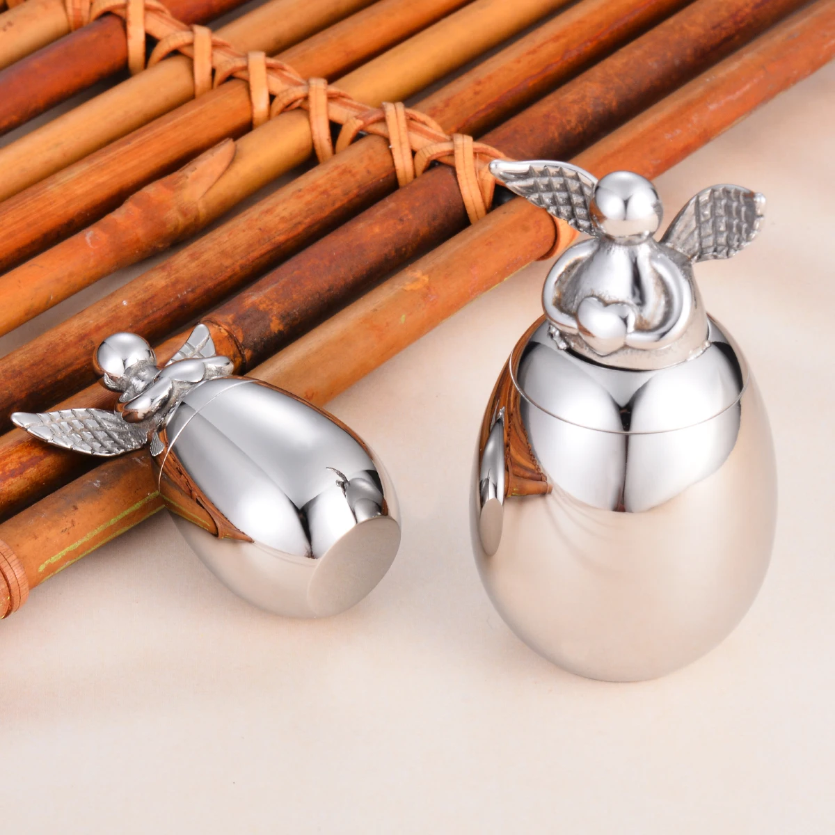 Small Keepsake Urns for Human Ashes Angel Wings Heart Mini Stainless Steel Cremation Memorial Urns for Ashes Jewelry Dropship