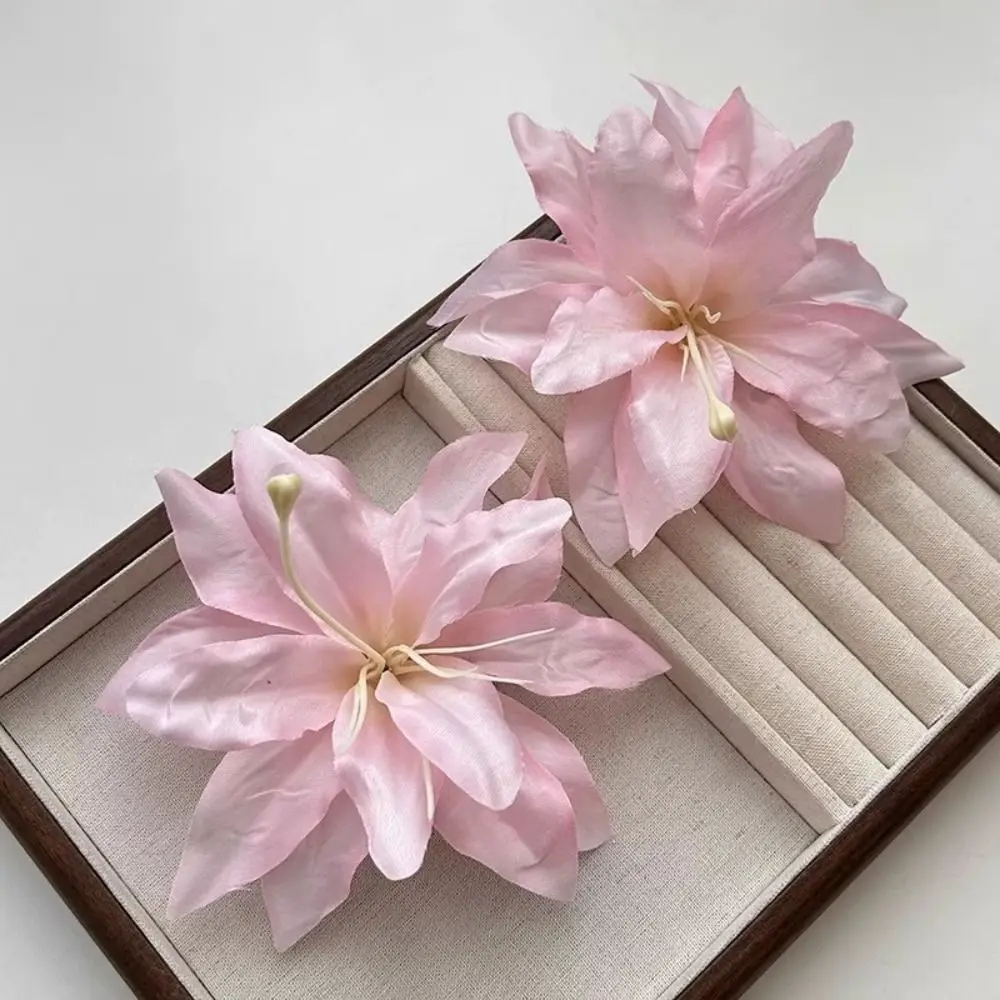 

Elegent Sweet Lily Flower Hair Clip Side Clip Styling Hair Accessories Flower Hairpin Seaside Holiday Style Headwear Women