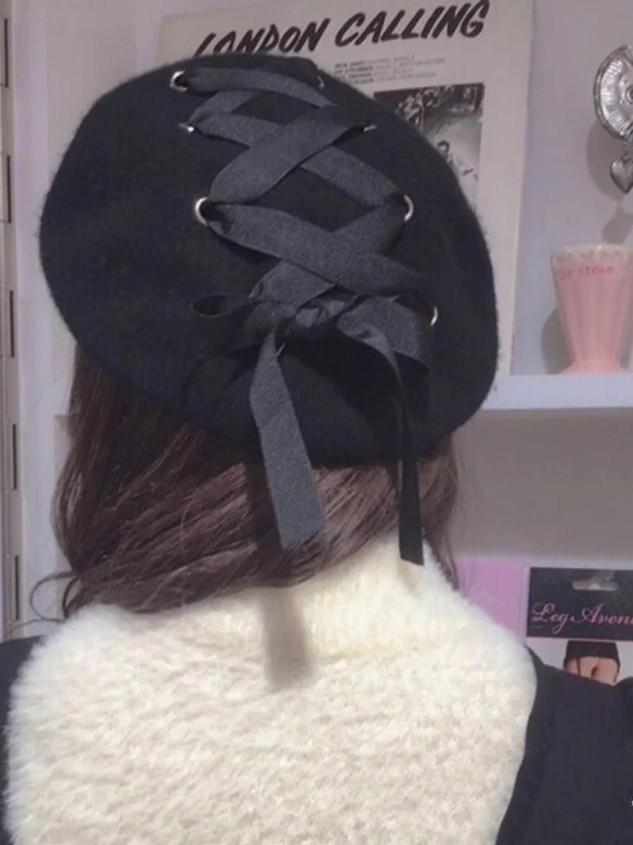 

Японский милый берет в стиле Харадзюку для девочек в форме сердца Лолиты с перекрестным ремешком и бантом, берет для художника, женские шапки для печенья