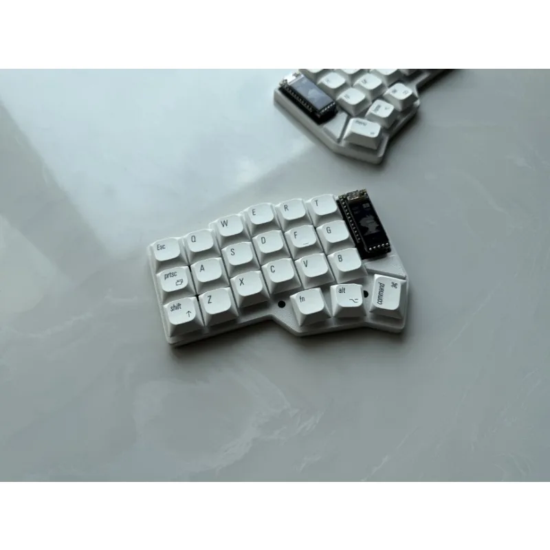 

crkbd Corne Mini ChocV2 36/42 Split Keyboard Kit CustomZMK Wireless Bluetooth 52840 Hot-swap Ergonomics NiceView Screen Keyboard