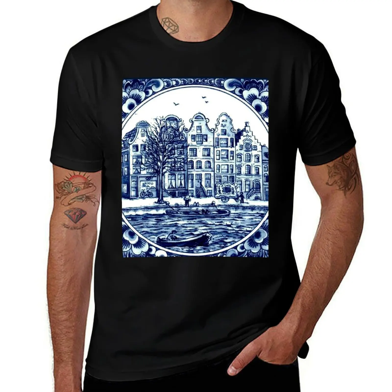 DUTCH BLUE DELFT : Vintage Boats in Canal Amsterdam Print T-Shirt Quick Dry Training Short Sleeve Tee T-Shirt