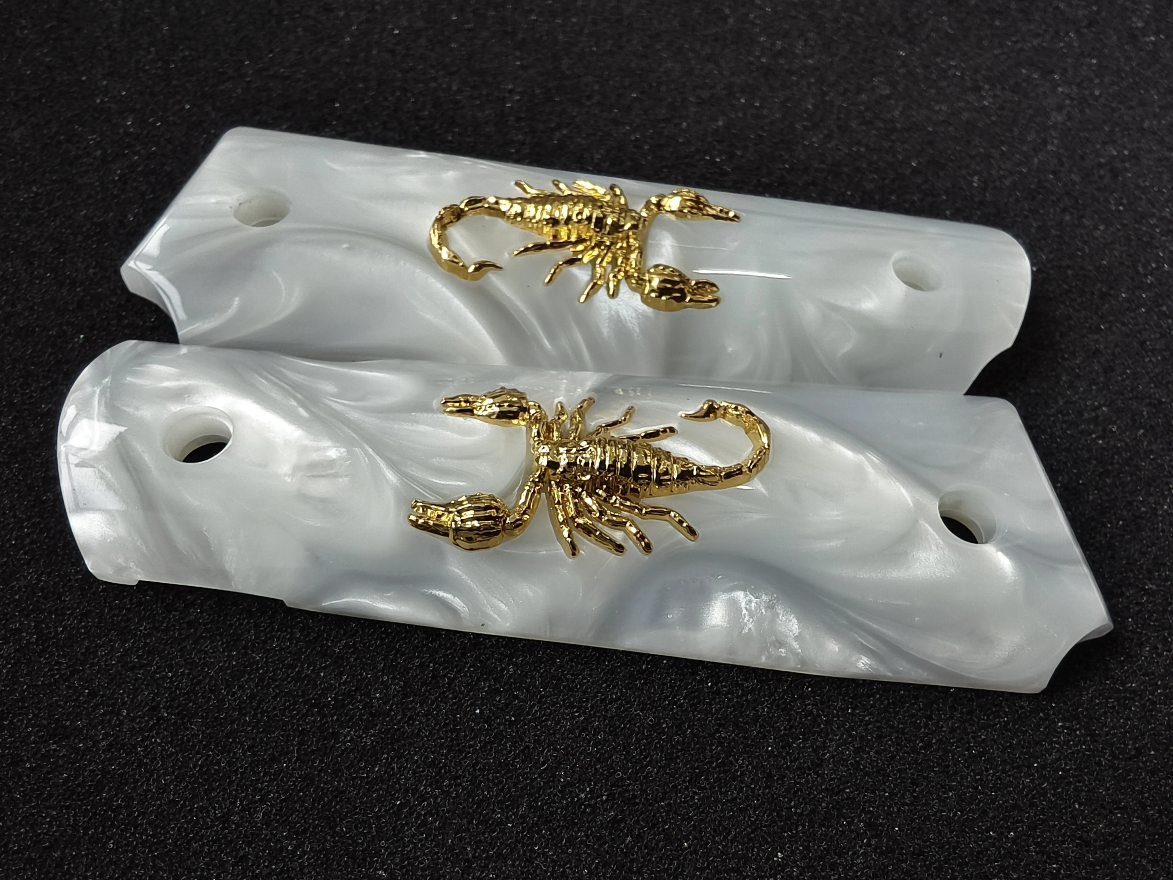 1911 Grips Full Size,White pearl with Gold Scorpion ,Fits Colt,Kimber,Springfield,Remington,Rock Island,Government Commander