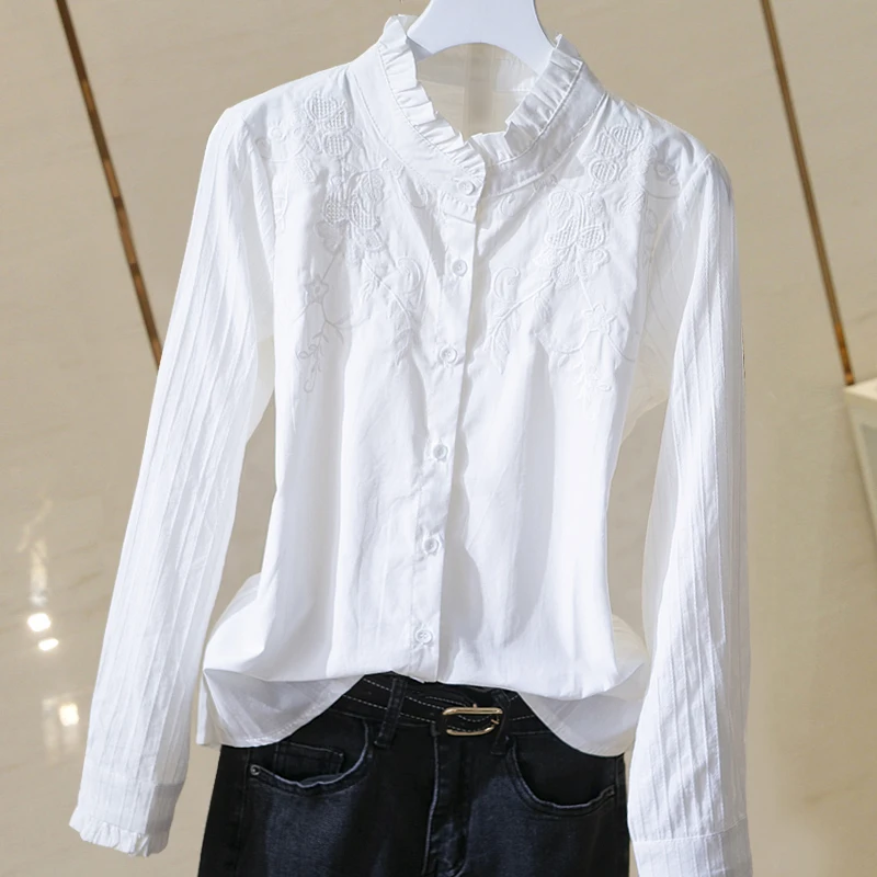 Camisa blanca de manga larga con bordado para mujer, cuello de volantes vintage, estilo dulce, prendas de vestir femeninas, Verano