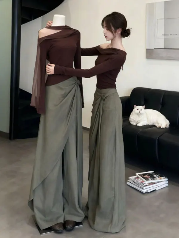 

Korean Style Unique Shoulder Slanting Wide Leg Pants Two Piece Set Comfortable Long Sleeve T-Shirt High Waist Casual Outfit