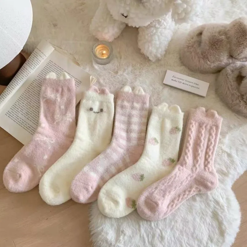 Dreamlikelin 5Pairs Women 3D Ear Fuzzy Socks Autumn Winter Cute Cartoon Mink Fleece Thick Thermal Middle Tube Plush  Socks