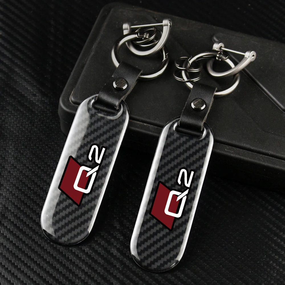 

Carbon Fiber Car Keychain Key Chain Men and women Pendant Zinc alloy Keyring Horseshoe Buckle For AUDI Q2 Auto Accessories