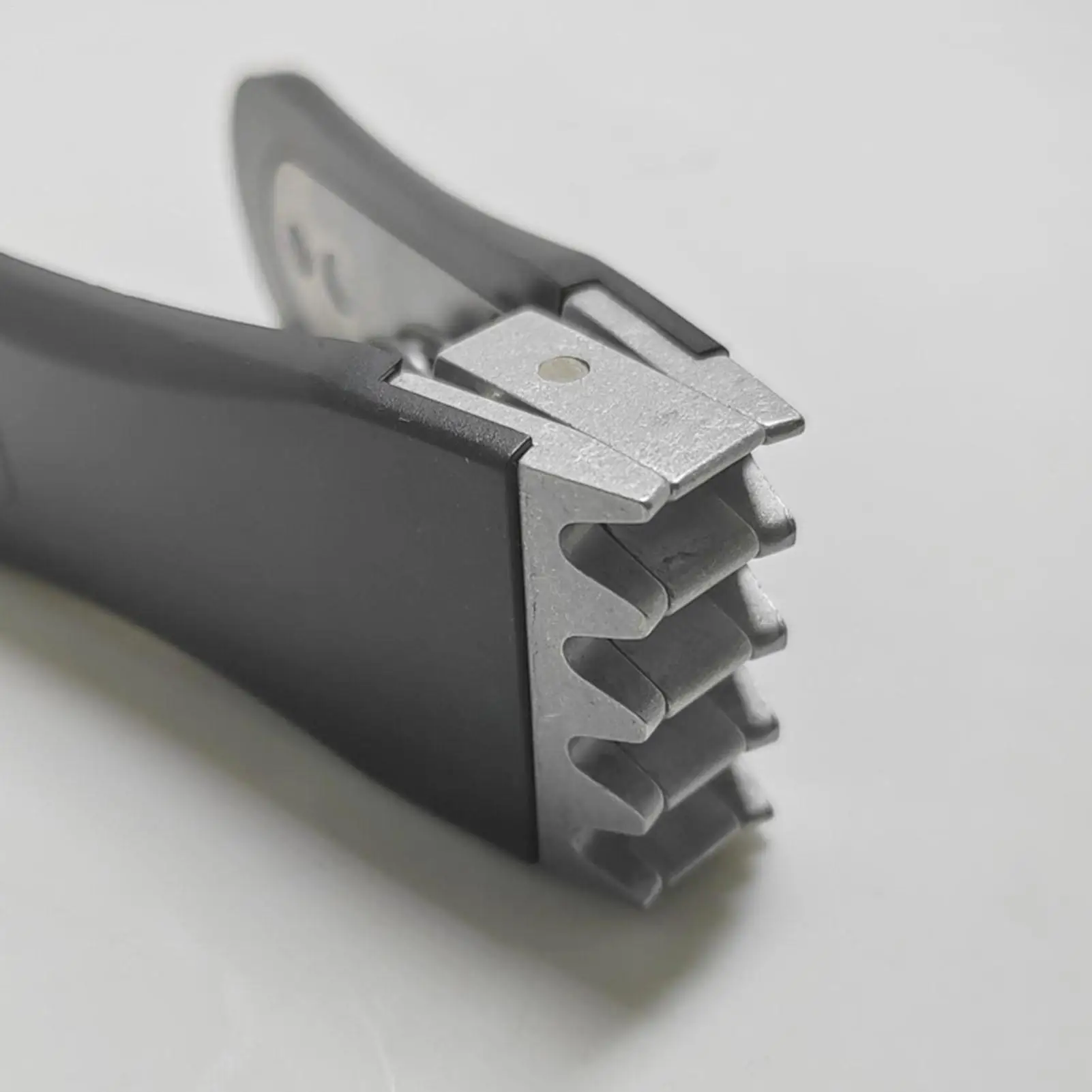 

Зажим для натягивания теннисных мячей для бадминтона, зажим для натягивания шин, портативный сплав, теннисный мяч, ручные инструменты для натягивания струн для ремонта ﻿