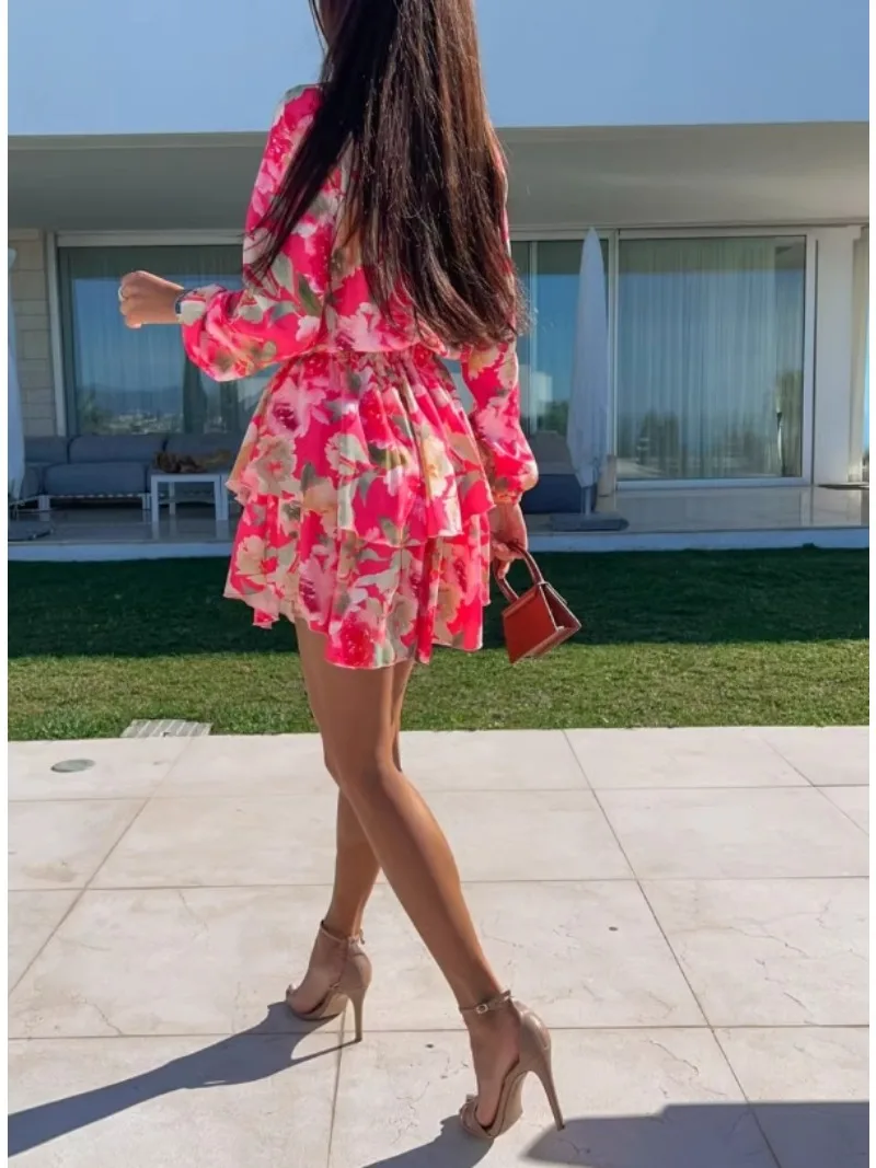 Women\'s Fashionable Printed Short Skirt with V-neck Long Sleeves Slim Fit Waist and A-line Skirt Casual Summer Dress