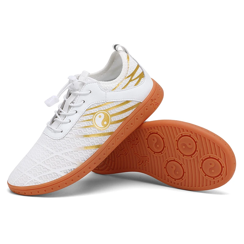 أحذية تاي تشي الجديدة للنساء والرجال لعام 2025 أحذية كونغفو شبكية قابلة للتنفس أحذية فنون الدفاع عن النفس أحذية رياضية مريحة للاستخدام في الهواء الطلق