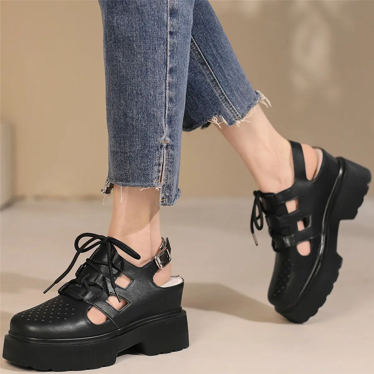 

2023 Summer Pumps Shoes Women Hollow Genuine Leather High Heel Gladiator Sandals Female Square Toe Fashion Sneakers Casual Shoes