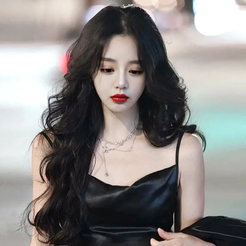 

Women's Synthetic Bangs Long Wavy Hair Fashionable Style Black Big Waves Fake Hair Full Wig Suitable for daily wear