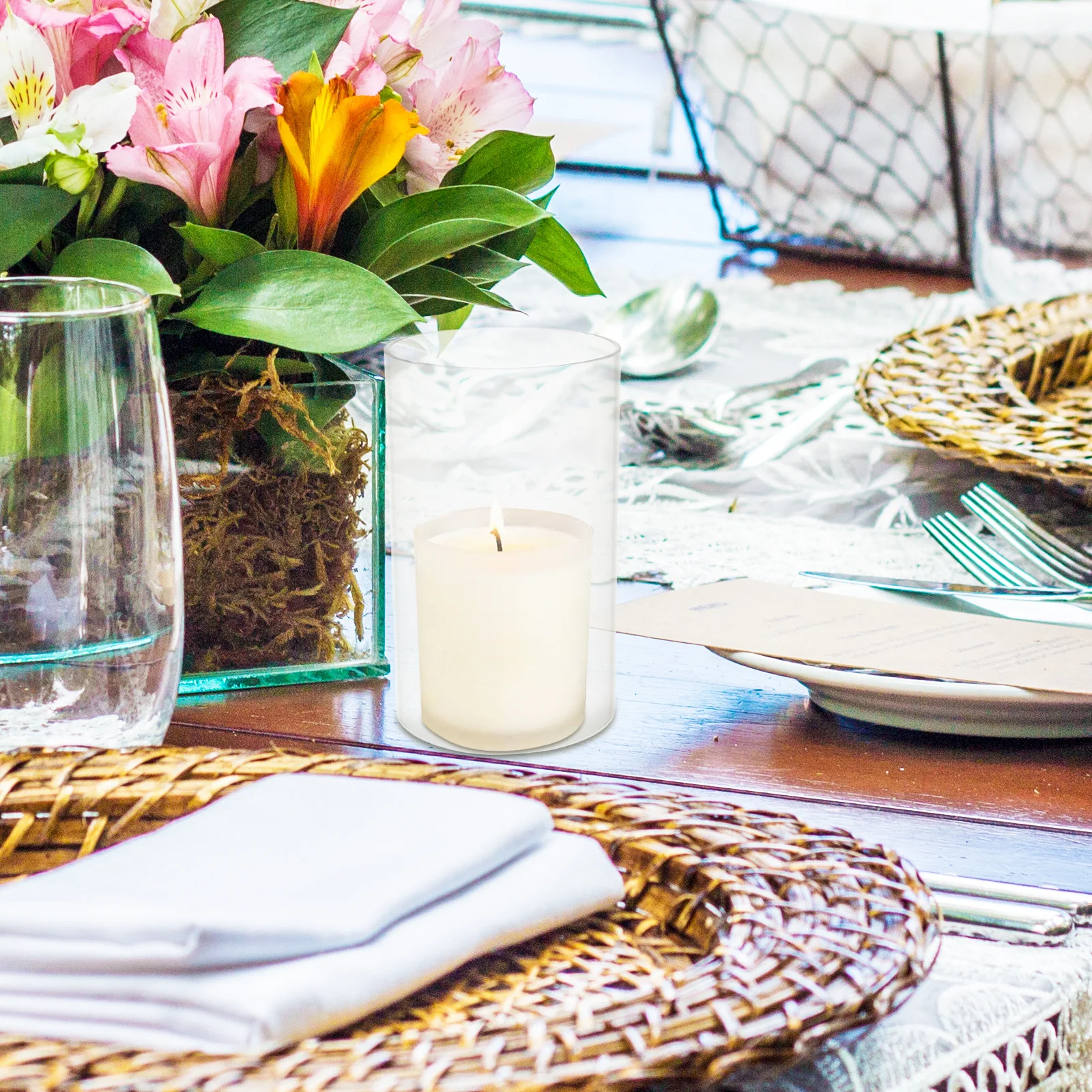 استبدال حامل الشموع الزجاجي من إعصار الأكمام الأسطوانية الشفافة مع لمسة نهائية مصقولة لديكور المنزل والحدث المحيطة