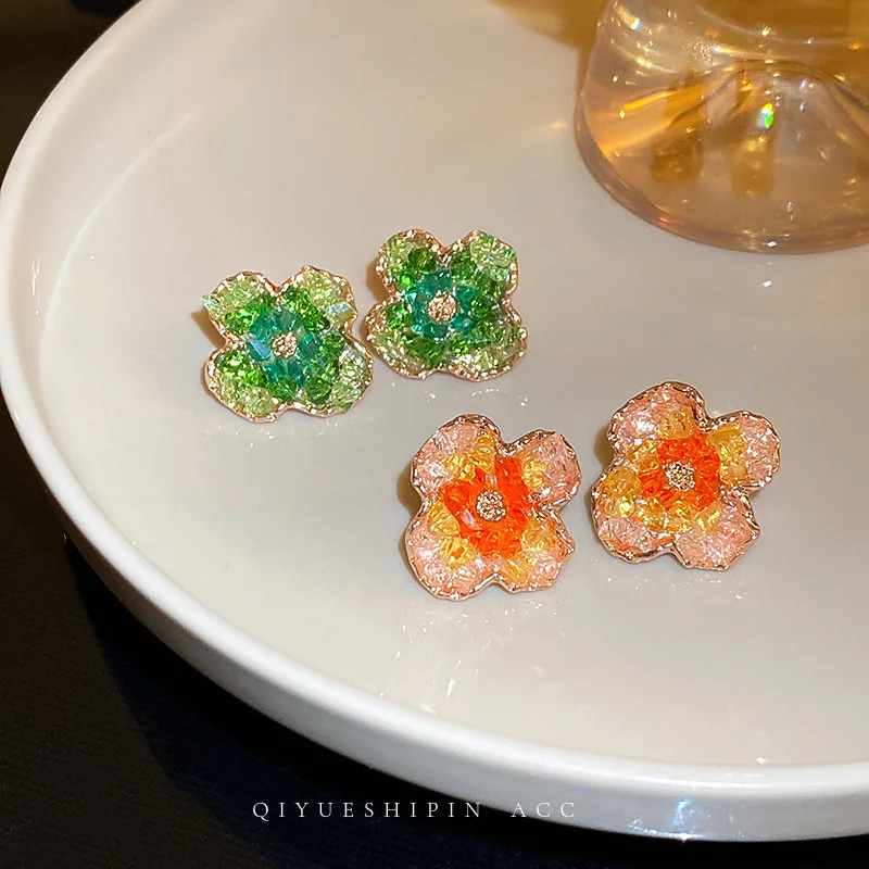 Sweet Gradient Crystal Flower Earrings For Women Personality Green/Red/Orange Irregular Floral Forest Stud Earrings Jewelry Gift