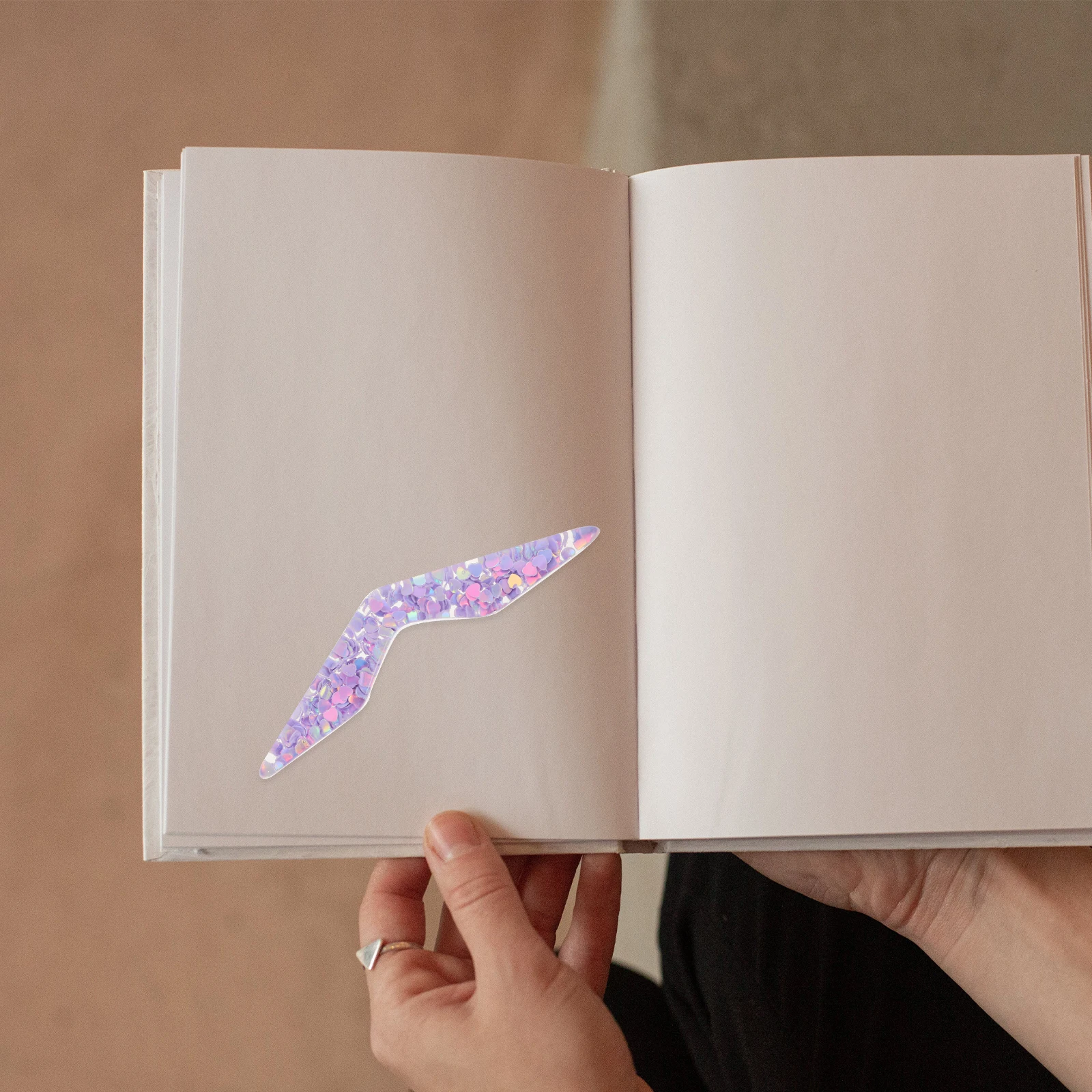 

2Pcs Resin Thumb Page Holder Reading Aid Lightweight Book Opener Page Spreader Convenient Reading Supply Finger Book Holder