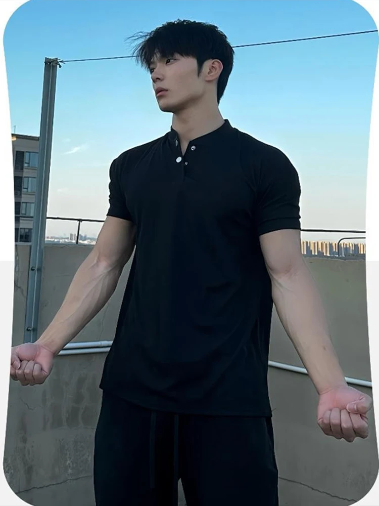 

Мужская летняя футболка Cleanfit с коротким рукавом, премиум-класса, подчеркивающая мускулатуру, с воротником Хенли