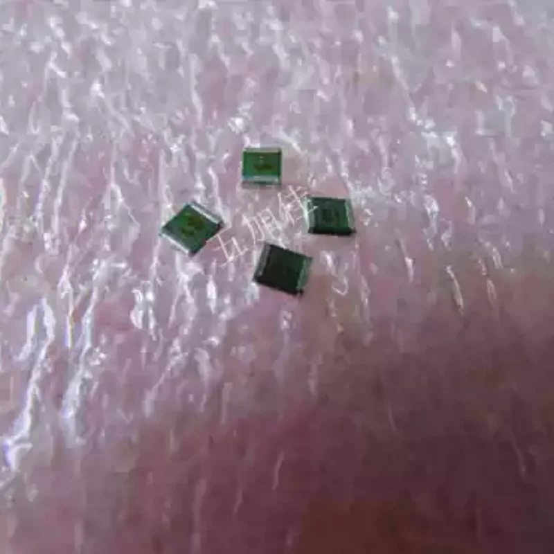 10-100pcs-capacitor-de-mica-prata-japones-uc232h0470j-t-500v47pf-5-smd-1210