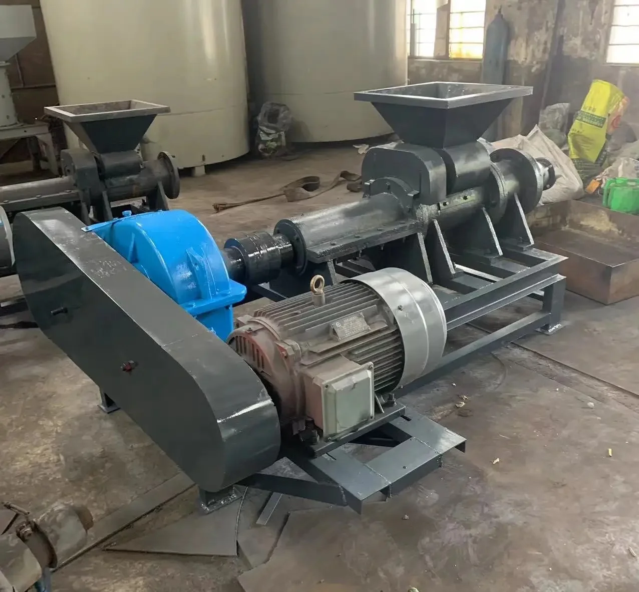 Cheap Biomass Briquette Machine Fuel Rice Husk Briquette Machine Biomass Olive Kernel Charcoal Briquette Extruder Machine