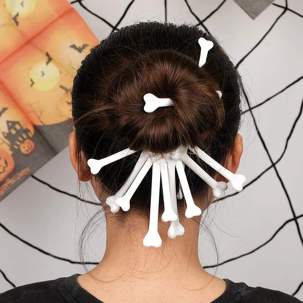 

30Pcs Plastic Small Bone Props Realistic Fake Human Bone Decor for Halloween Haunted House Cosplay Caveman Sea Party