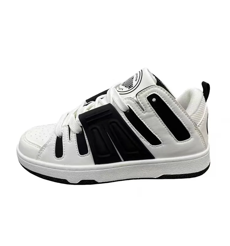 New Student Light Skateboard Shoes Casual Sports Shoes Men's Women's Moral Training Board Shoes Lovers Sneakers