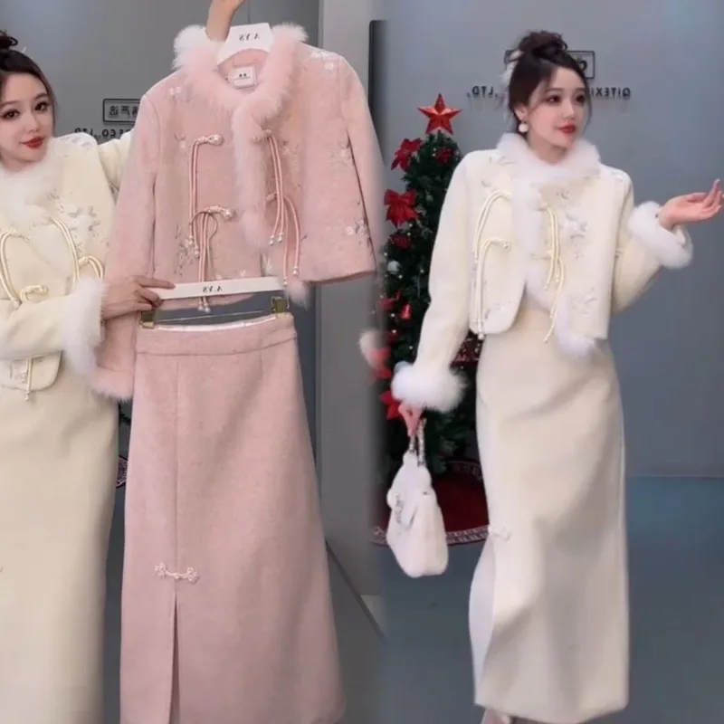 

Embroidered Cheongsam Mao Mao Jacket Skirt Two-piece Set Women's Winter New Chinese Style Suit Skirt High Sense Temperament Set