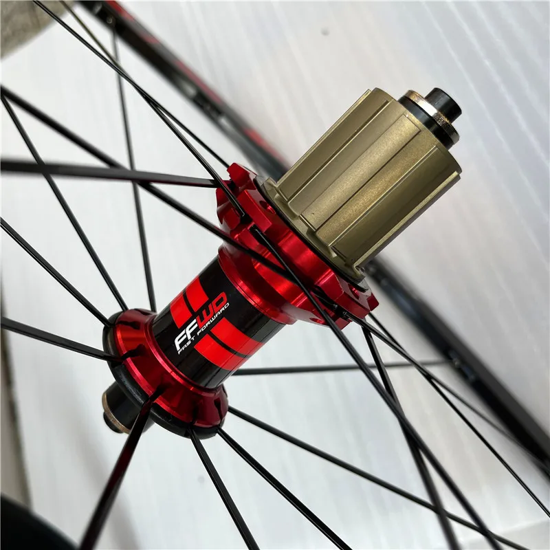 ultra light bike wheels 700c depth30/40/50mm deep 19mm wide aluminum alloy bike wheel set rim brake wheelset