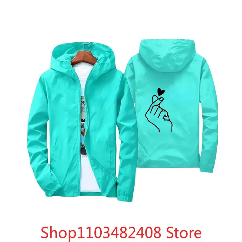 

New Spring Autumn Streetwear Tops Men Zipper Hooded Parka Men Jacket Outdoor Camping Jacket Sun Waterproof Casual Sports Style
