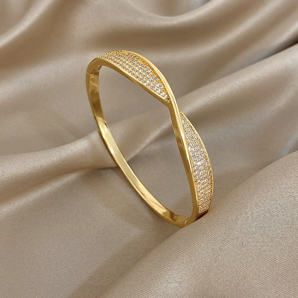 

Exquisite Luxury Full Zircon Gold Plated Bracelet Women Elegant Irregular Opening Spring Bangle Bracelet Hand Jewelry Gift