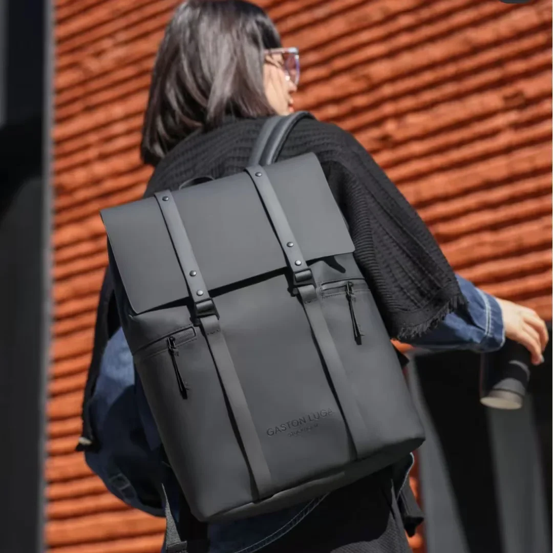 حقيبة كتف مزدوجة للكمبيوتر مقاس 16 بوصة مقاومة للماء من Gaston Luga Star حقيبة ركاب ذات سعة كبيرة للغاية من الطراز السويدي الشمالي