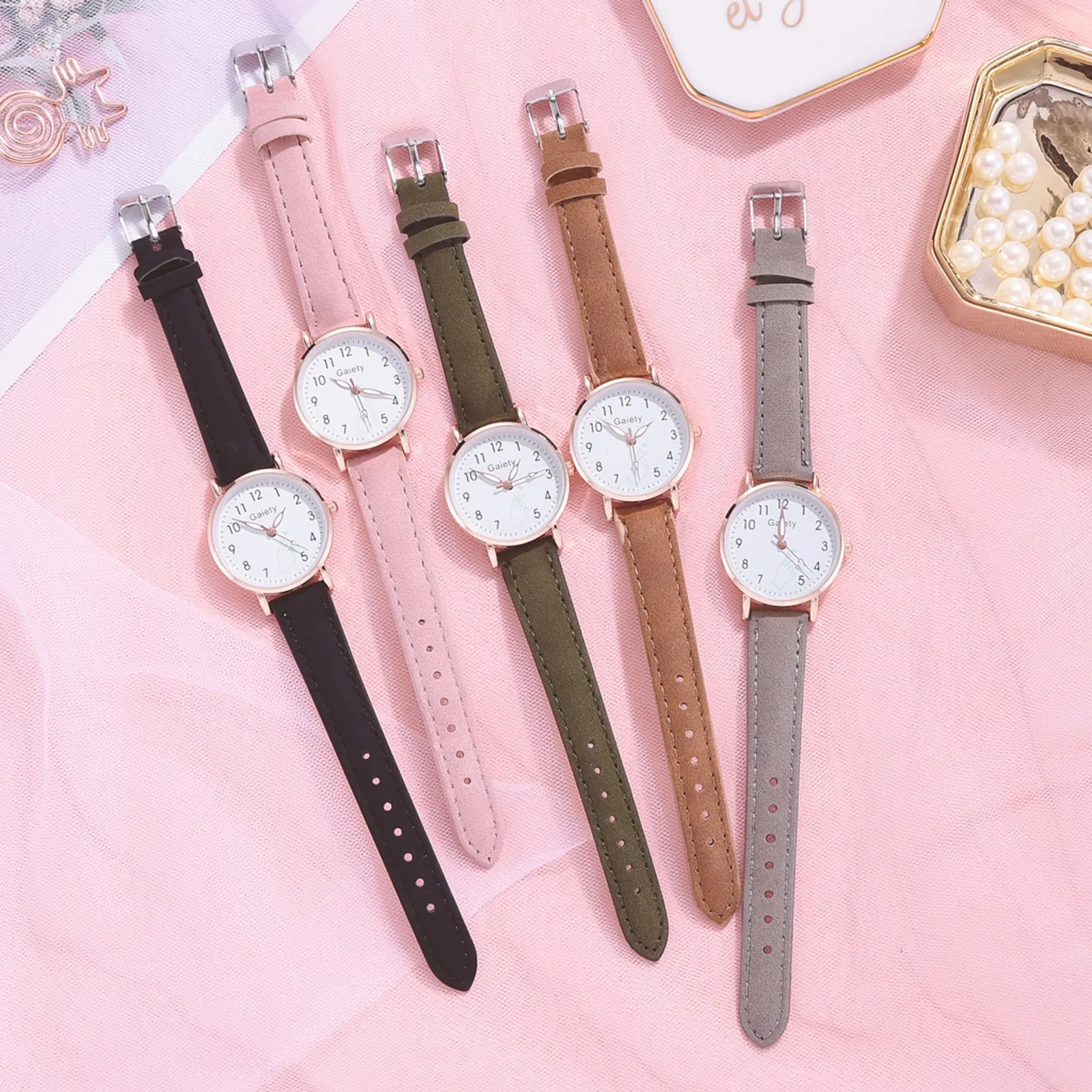 Fashion Luminous Watches For Women Luxury Ladies Leather Band Watch Analog Luminous Quartz Wristwatches Top Brand Relogio