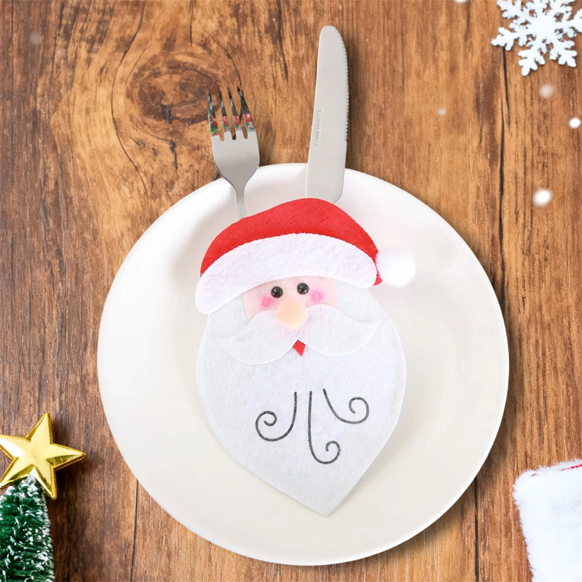 ที่ใส่ช้อนส้อมลายซานตาคลอส มนุษย์หิมะ กวางเรนเดียร์ สำหรับตกแต่งโต๊ะอาหารในเทศกาลคริสต์มาส