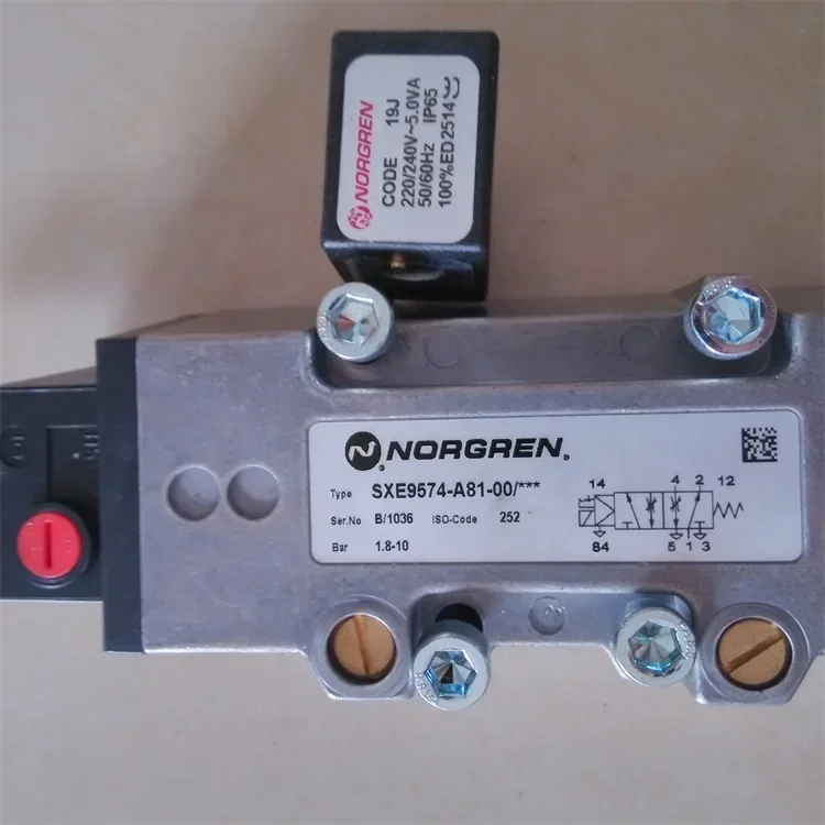 صمامات التحكم الاتجاهي الملف اللولبي SXE9574-A81-00 IMI NORGREN هوائي