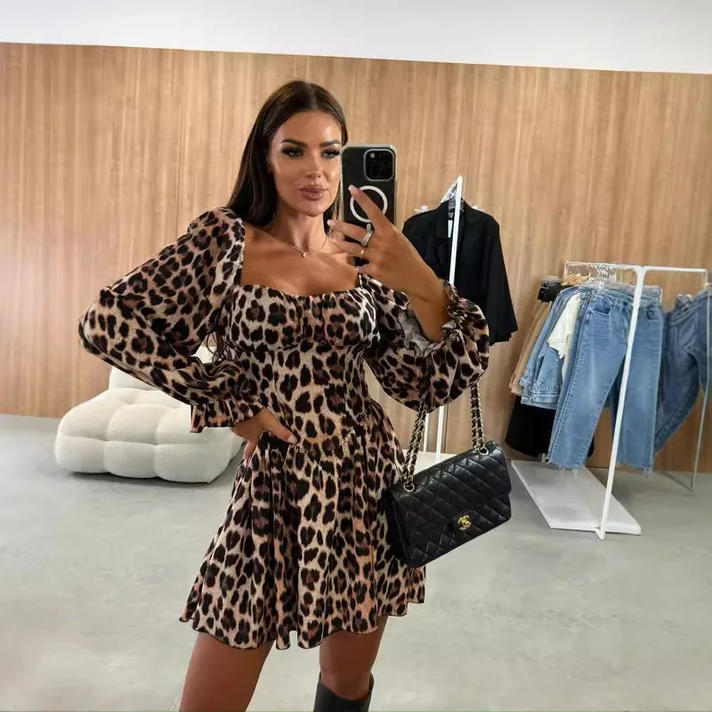 

Autumn/winter Women Leopard-print Dress Hemline Fluffy Cake Skirt Lantern Sleeve Square Collar French One-piece Spice Dress