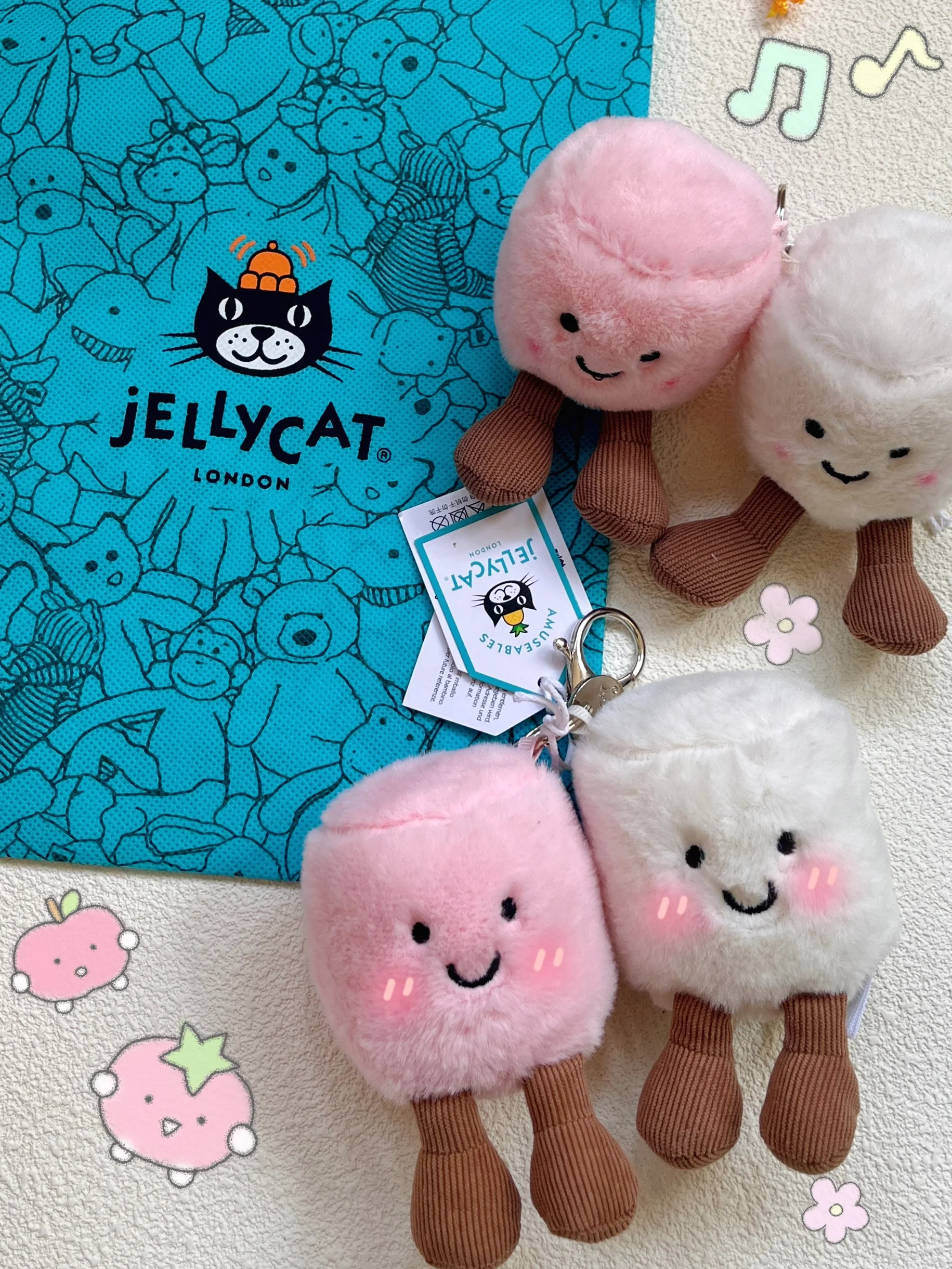 

Jc Cute Plush Toy label cute girl bag charm plush toy keychain Kawaii plush toy Limited New Gift.Fruit simulation plush keychain