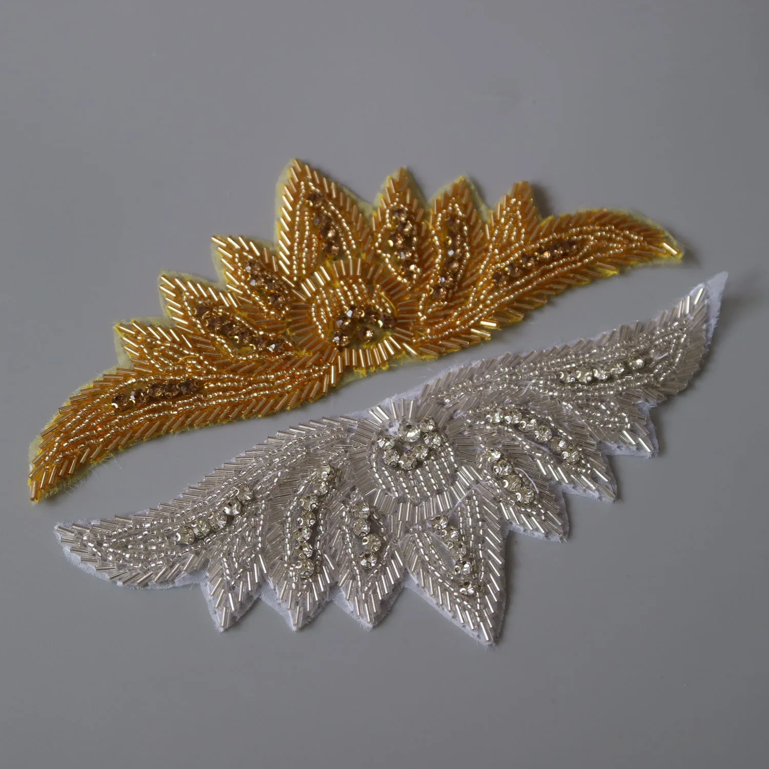 Appliques di pizzo con perline di fiori di strass di lusso per abiti da sposa cucito patch di applique di pizzo ricamo decorazione della cintura in