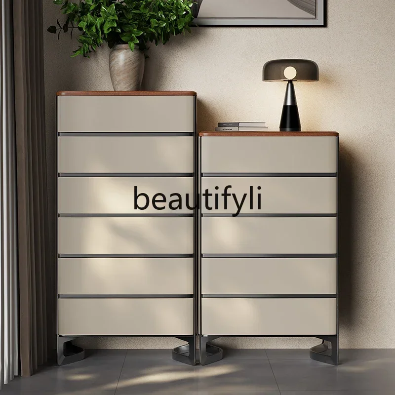 

Italian minimalist chest of drawers, lockers are stored against the wall, and lockers are high-end solid wood.Q