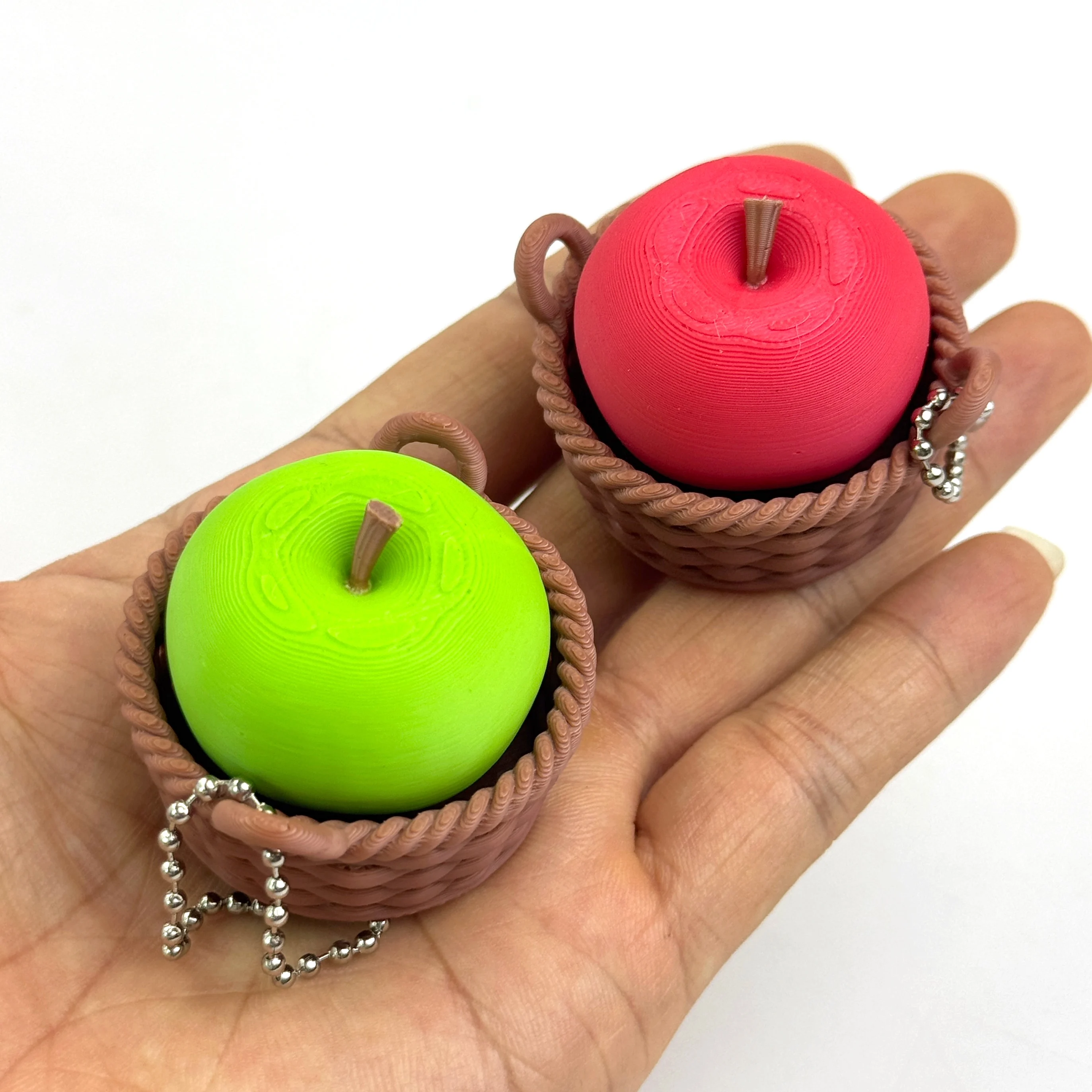 クリエイティブアップルプレスクリッカー3dプリントメカニカルキーボードストレス解消おもちゃキーホルダーペンダントおしゃれなギフトいたずらおもちゃ全年齢対象