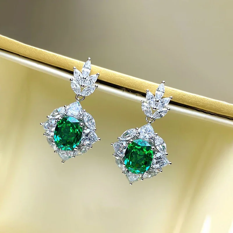 2024 Gorgeous Women\'s Green Cubic Zirconia Earrings for Engagement Wedding Sparkling Dangle  Elegant Lady Jewelry Gift