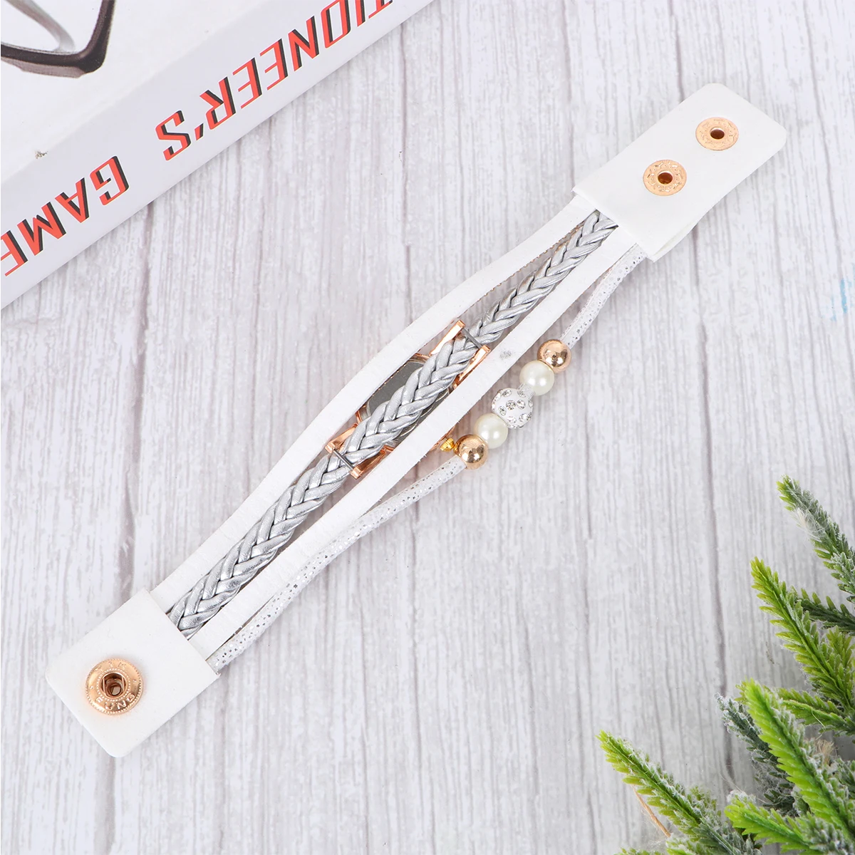 

Pearl Inlaid Quartz Bracelet Watch Elegant Multi-Layer Woven Design For Party Wedding Daily Wear