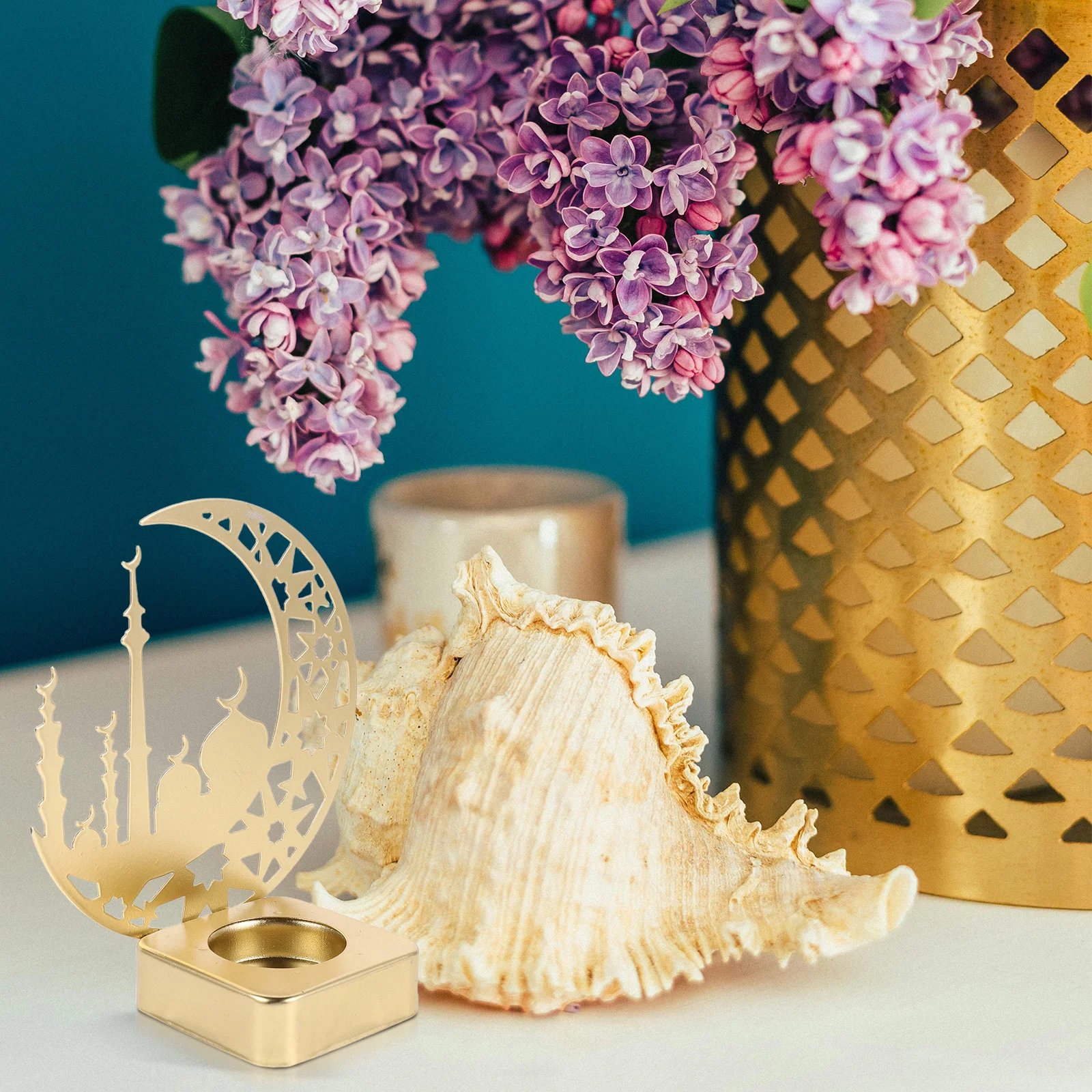

2Pcs Elegant Moonlight Eid Mubarak Candlestick Stand Gold Islamic Table Centerpiece Ramadan Party Decoration Moon Eid Decoration