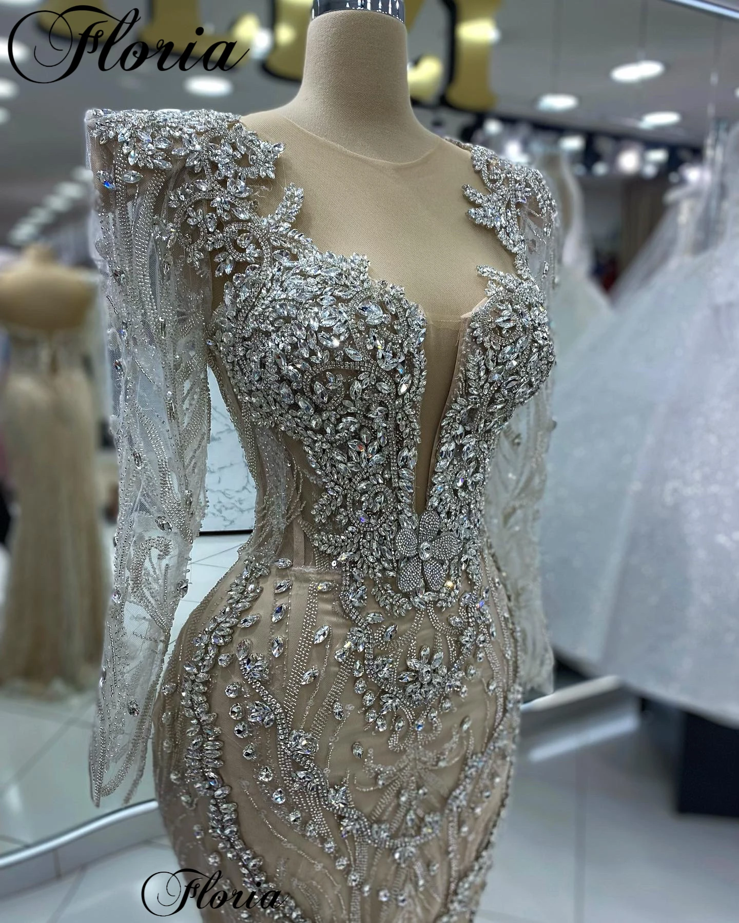 Vintage Champagne Celebrity Dresses Mermaid Crystals Long Sleeves Evening Gowns Vestidos De Noche Formal Occasion Dresses