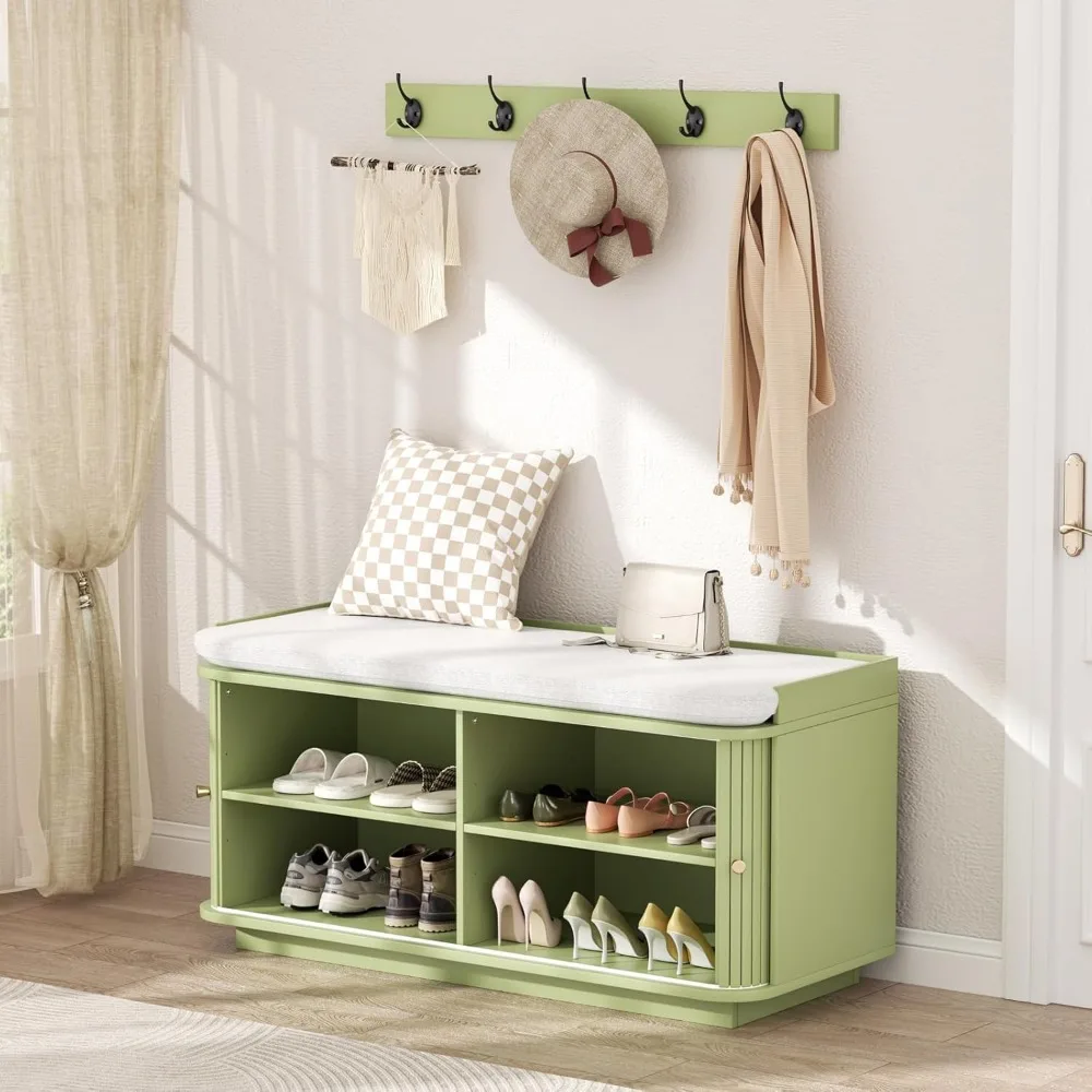 مقعد تخزين الأحذية مع خزانة بباب منزلق، وأثاث المدخل يتميز بخطافات معدنية وحشوة قابلة للتعديل لجهاز معزز