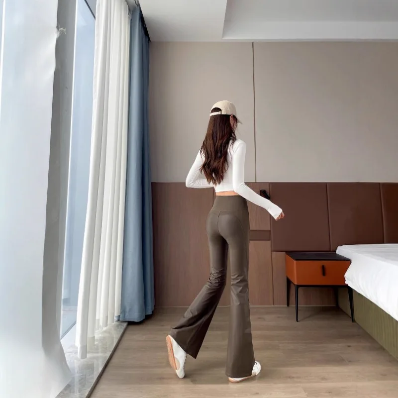 가을 겨울 여성용 얇은 벨벳 약간 플레어드 가죽 바지, 배를 잡아주는 패션 여성용 하이웨이스트 슬리밍 바지