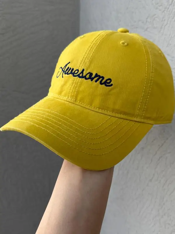 

Korean soft-top baseball cap, men's and women's wide-brimmed outdoor versatile sunshade letter cap, showing a small face