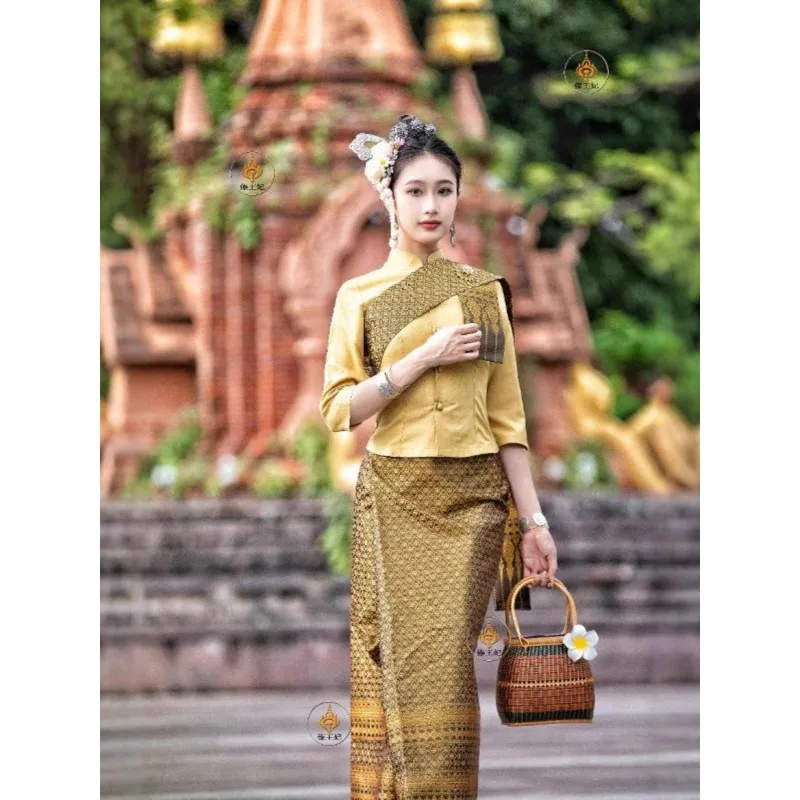 جنوب شرق آسيا تايلاند فندق مطعم ملابس العمل ترحيب الدعاوى أربعة مواسم بلايز تنورة سليم صالح فستان تايلاندي