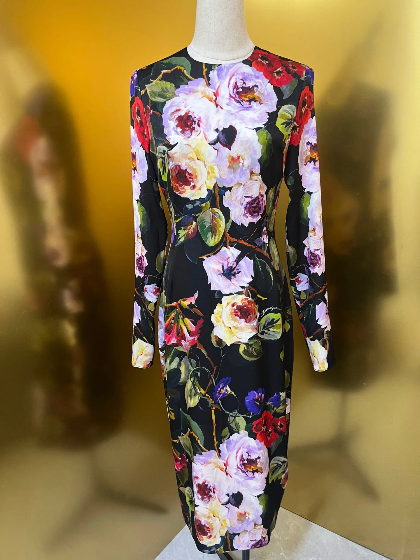 2025 New Arrival 100% Mulberry Silk Floral Print Dress for Women, Vintage Long Sleeve High-Waisted Slim-Fit Elegant Dress