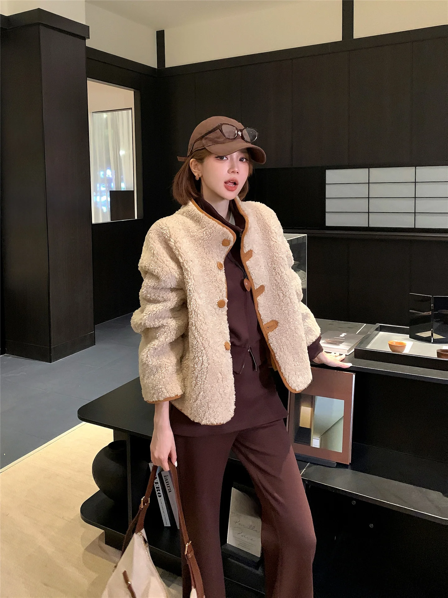 

Двусторонняя одежда, кожаное меховое интегрированное или повседневное женское пальто Jaet Cheese Lidni, зимнее универсальное кожаное пальто для отдыха