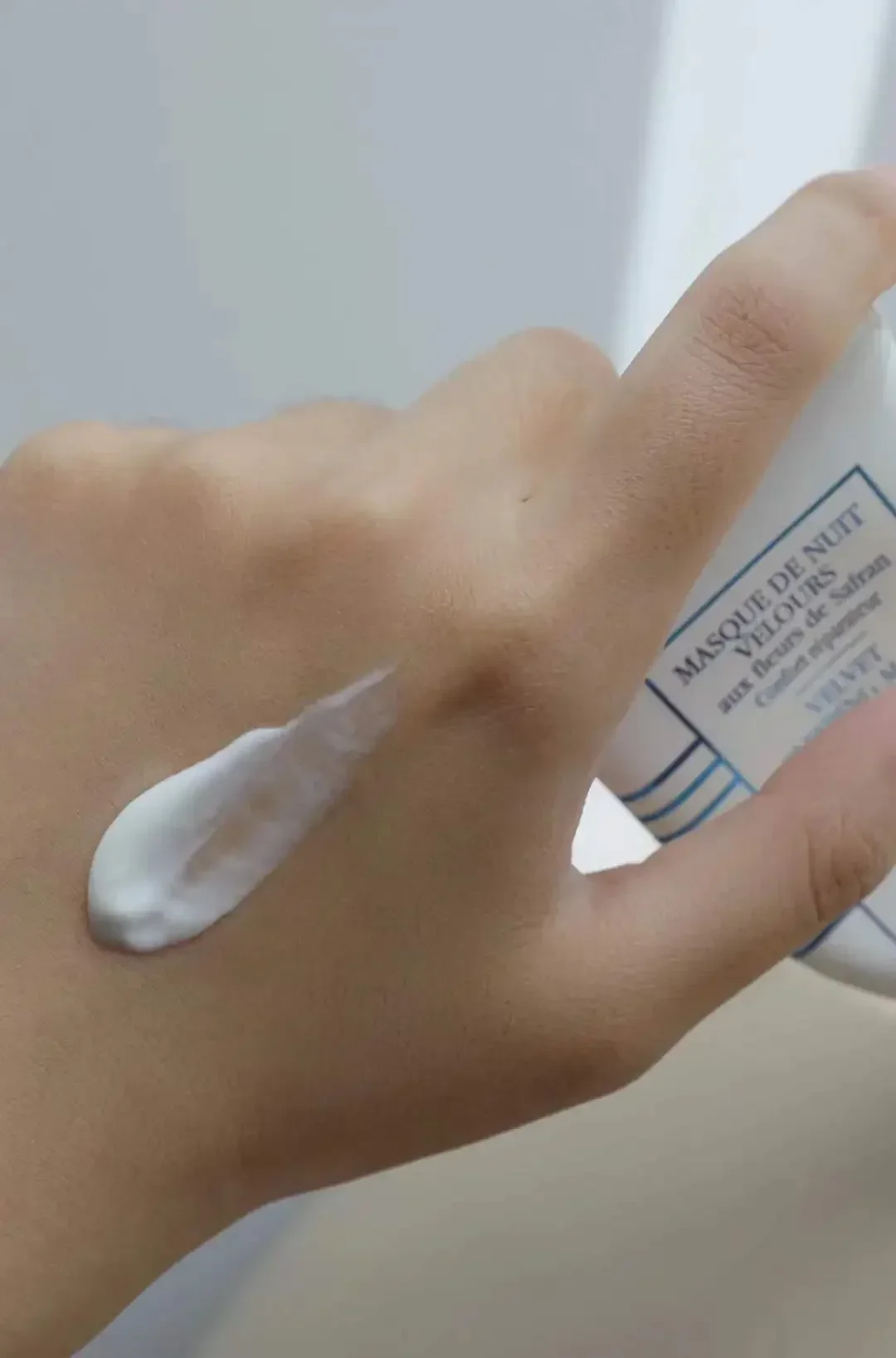 NUEVA MÁSCARA DE SLEEPING DE VELVET 60ML Xj002