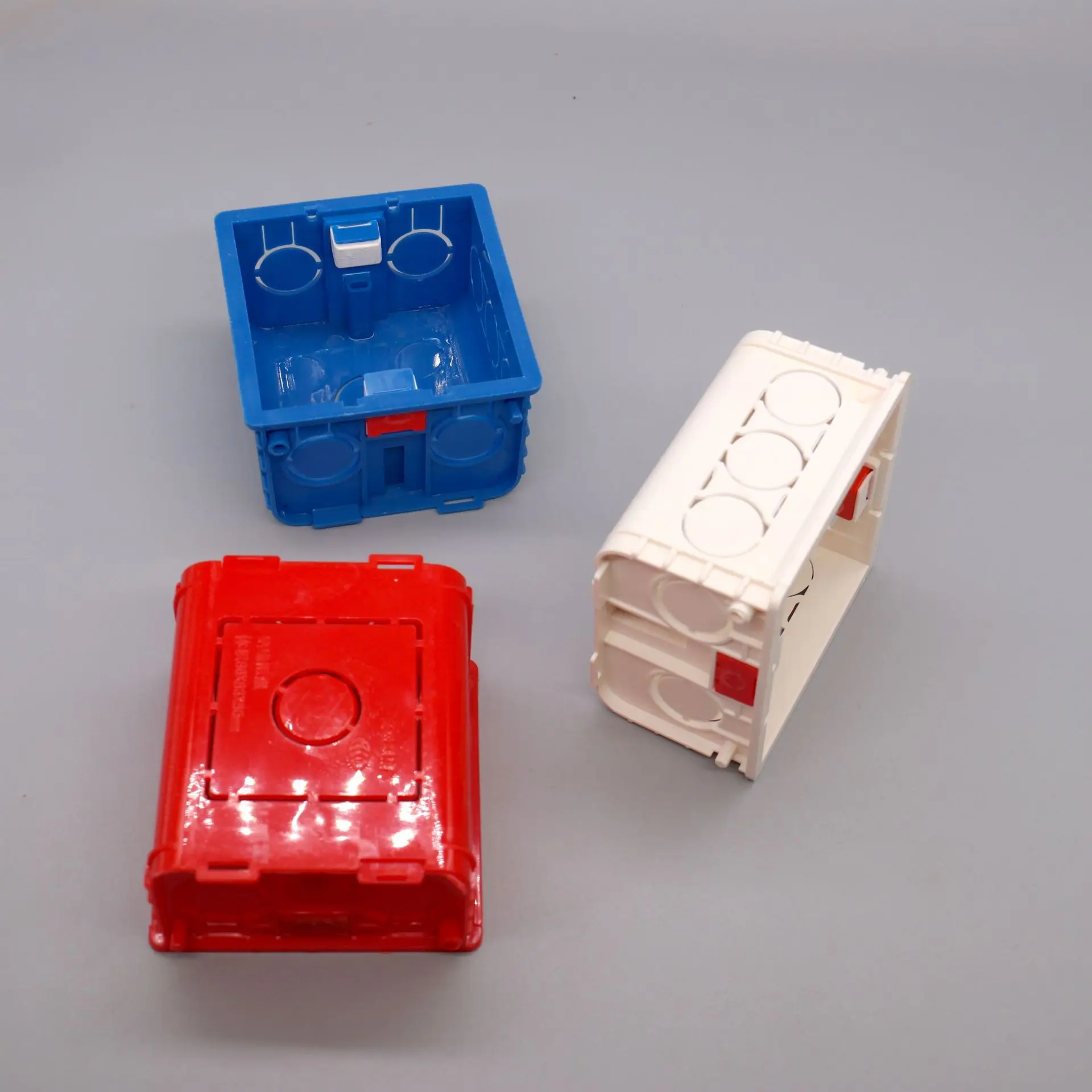 Eu Ru Universal Adj… - image